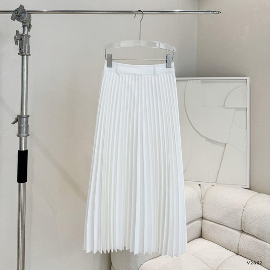 Pleated Knit Skirt